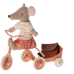 Topo Triciclo, Sorella maggiore - Corallo  