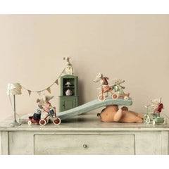 Carrellino per triciclo Topi corallo Maileg  