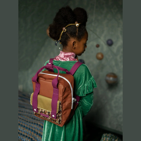 Zaino piccolo | dorato | verde inventore + verde campo di fiori Sticky Lemon