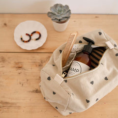 Trousse da bagno con cuori - Sabbia Rose in April  